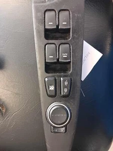 Door Switch Front HYUNDAI SONATA 11 12 13 14 15 - Picture 1 of 1