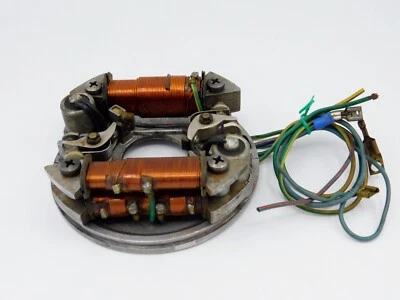 GENUINE BOSCH 1 217 032 222 STATOR ARMATURE PLATE VINTAGE TWIN CYL ENGINE - Image 1 of 4