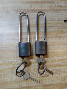 Vintage 6 Inch Best Padlock With 2 Keys - Picture 1 of 10