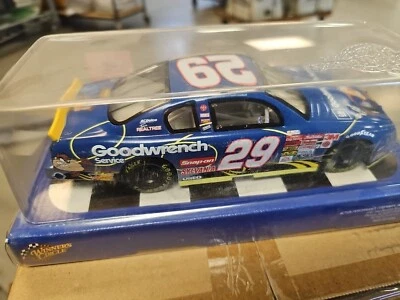 Kevin Harvick #29 GM Goodwrench Service Taz 1/24 Winners Circle 2002 Die cast - Image 1 of 4