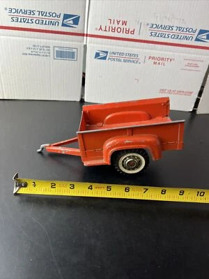 1960's HUBLEY 882 MIGHTY METAL STAKE FARM TRUCK TRAILER GOES WITH 800 GMC - Image 1 of 4