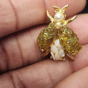 Broche de insectos vintage tono dorado con piedras brillantes - Elegante alfiler de insectos - Imagen 1 de 4