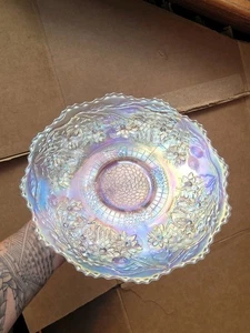 Pretty White FENTON Carnival Glass Orange Tree Pattern Plate Bearded Berry Back - Picture 1 of 14