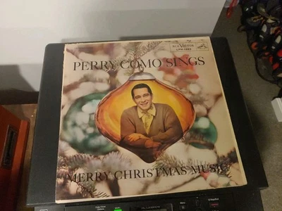 Perry Como sings Merry Christmas Music LP RCA LPM-1243 Mono Tested Christmas - Image 1 of 4