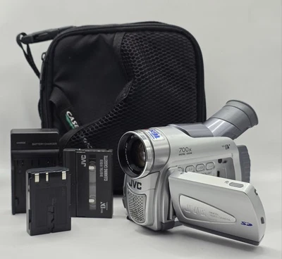 JVC Mini Dv Video Camera SD Card GR-D70AA - Good Condition - Please Read Issue - Image 1 of 4