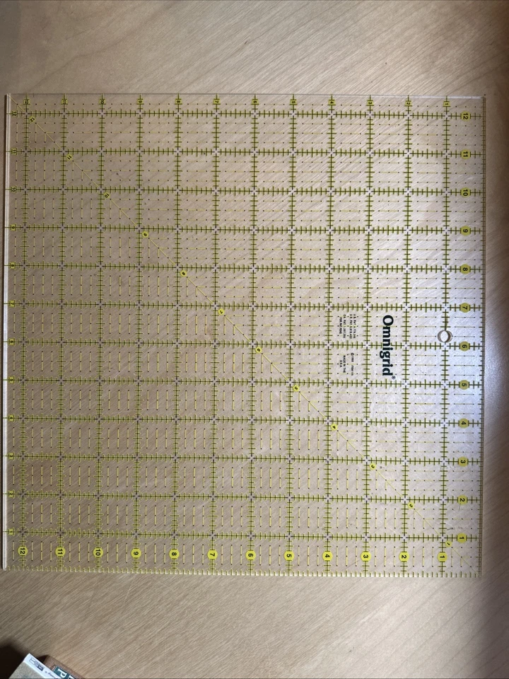 Prym Omnigrid Patchwork-Lineal Square, 12“x 12“ Zoll /  Inch, Universallineal - Bild 1 von 1