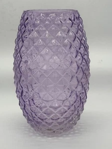 Vaso in vetro viola a forma di ananas alto 7 1/2" - Foto 1 di 11