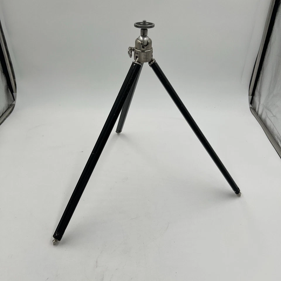 Bilora camera tripod alluminum Made In Germany Telephoning Legs Single Turn lock - Image 1 of 4
