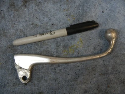 Palanca de freno delantera 1975 1976 Kawasaki KT250 KT 250 TRIALS Foto 1 de 4