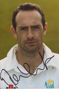 GLAMORGAN * DEAN COSKER SIGNED 6x4 PORTRAIT PHOTO+COA - Bild 1 von 1