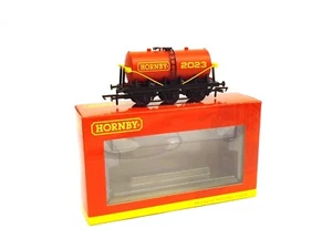 Hornby R60084 2023 Hornby Wagon 6 Wheel Milk Tanker (OO Gauge) New - Picture 1 of 1