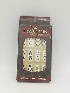 Fright Night Press On Nails Poison 1 pack of 24 Pre-Glued Nails - Picture 1 of 2