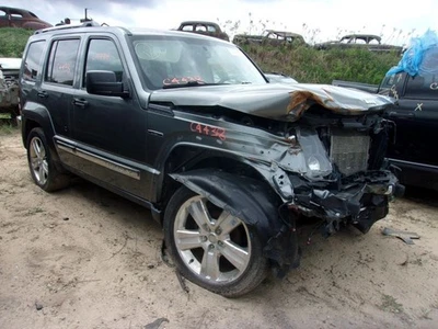 Consola techo delantero con techo corredizo compatible con 07-11 NITRO 1558660 Foto 1 de 4