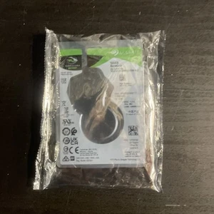 Seagate 500GB BarraCuda 2E717D-501 ST500LM030 Sealed New - Picture 1 of 7