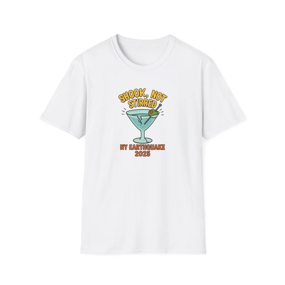 Camiseta Shook Not Stirred - NYC Earthquake 2025 Camiseta Gráfica Martini Divertida Foto 1 de 1