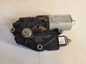 09-14 Hyundai Genesis Sunroof Motor OEM Sedan - Picture 1 of 6