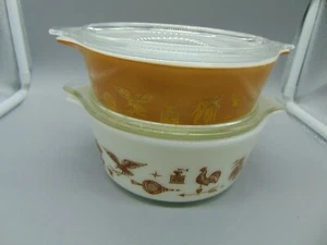 Pyrex Early Americana 2 Covered Casseroles 471 472 - Picture 1 of 2