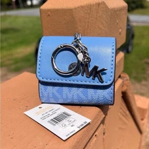 Michael Kors South Pacific Signature Print Niebieskie etui Airpod - Zdjęcie 1 z 4