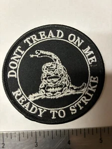 DONT TREAD ON ME - READY TO STRIKE - SEW ON PATCH - Picture 1 of 2