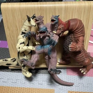 Juego de vinilo suave Monster Figure - Imagen 1 de 19