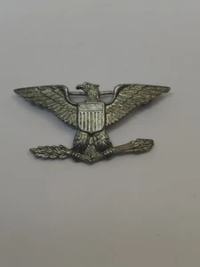 Vintage US Army Colonel Rank Insignia Pin Silver Eagle Marked SHOLD-R-FORM - Picture 1 of 8