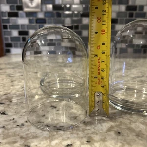 Par de Cúpulas de Exhibición de Vidrio 4" x 3" con Bases de Vidrio Bordado / Pequeñas Expositores - Imagen 1 de 3