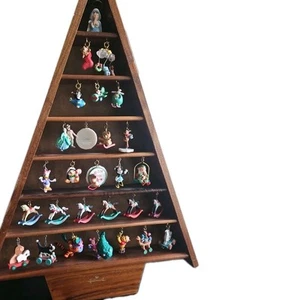 1988 Hallmark Christmas Tree Shadowbox w 27 Miniature Keepsake Ornaments Nice - Picture 1 of 8