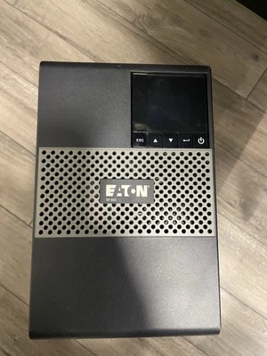 Torre LCD 208/230V EATON 5P850i 5P 850Va Foto 1 de 4