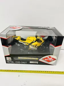 Yamaha Yzr R1 Valentino Rossi Guiloy Brand New Dead Stock Motorbike 1:10 - Picture 1 of 7