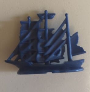 2005 Life Pirates Of The Caribbean Replacement Pieces - Blue Ship Token