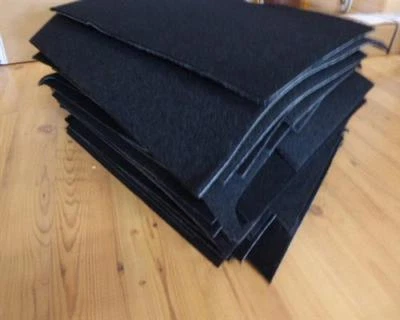 Teppichreste Noir Tapis Arrière Caoutchouc Bricolage ca.10 KG 40 X 50 CM - Photo 1/4