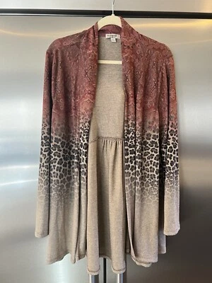 Cárdigan abierto manga larga grande One World estampado mixto animal Foto 1 de 4