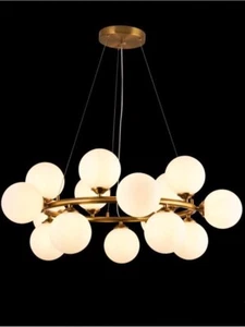 Lampadario a sospensione in metallo bronzo con 15 sfere sfera bianca attacco g9 - Foto 1 di 5