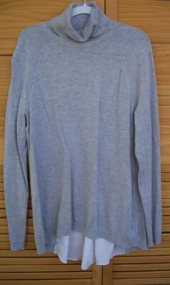 WHITE HOUSE BLACK MARKET heather gray turtleneck sweater~ladies size XS~vented - Image 1 of 3