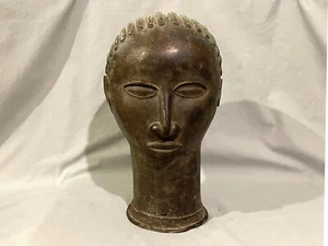 Vintage BRONZE AFRICAN HEAD SCULPTURE #1 - 12 1/2"  - 8 3/4 LBS.  - Picture 1 of 7