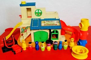 Vintage 1976 Fisher Price Little People Sesame St. Clubhouse #937-9 15 Zubehörteile - Bild 1 von 9