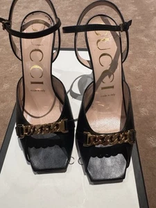 GUCCI LADIES STRAPPY HIGH HEEL SHOES SIZE 37 GREAT CONDITION STILL IN BOX - Picture 1 of 7