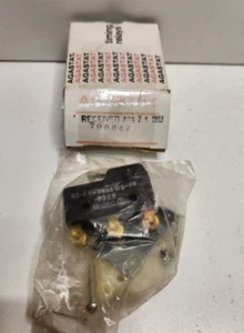 ¡NUEVO STOCK ANTIGUO! KIT DE INTERRUPTOR AUXILIAR RELÉ DE SINCRONIZACIÓN AGASTAT 700047 - Imagen 1 de 1