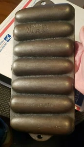 Vintage Wagner Ware Cast Iron Crispy Corn Stick Pan Muffin Cornbread - Picture 1 of 12