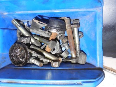 Pernos de herrajes de suspensión delantera 72-89 Mercedes Benz R107 450SL 380SL 560SL Foto 1 de 4