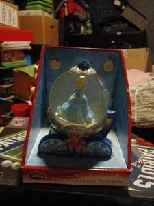 Vintage Cinderella Snow Globe Music Box Disney Princess on Carriage STUNNING NEW - Picture 1 of 2