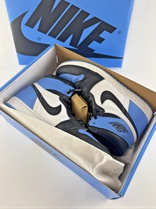 Air Jordan 1 Retro Alto OG - DZ5485 400 UNC Hombres Talla 10.5 Con Caja Auténtico - Imagen 1 de 24