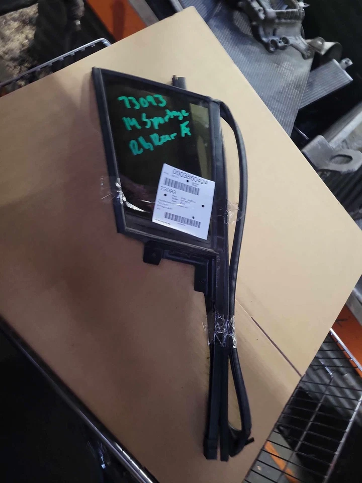 10 11 12 13 14 15 16 KIA SPORTAGE Rear Vent Glass/window Right Foto 1 de 1