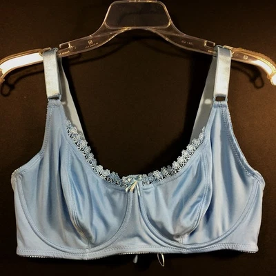 Sujetador Delta Burke 40DD sin forro con aros 2606 azul claro nuevo sin etiquetas ribete de encaje Foto 1 de 4