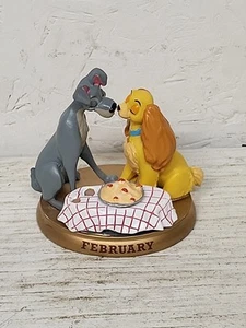 Bradford Exchange Disney Magical Moments Perpetual Calendar Figurine February - Picture 1 of 4