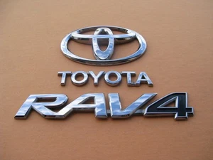 06 07 08 09 10 11 12 TOYOTA RAV4 REAR LID EMBLEM LOGO BADGE SIGN OEM USED A47024 - Picture 1 of 6