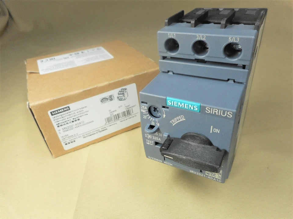 SIEMENS 3RV2021-4DA10 motor protection circuit breaker (NIB) - Image 1 of 3