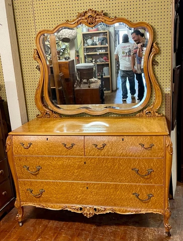 Widdicomb Birdseye Maple Chest with Mirror Cover