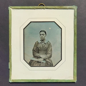 Daguerreotype jeune fille 1/9 plaque Signé sur la plaque Portrait photo ca 1845 - Imagen 1 de 4