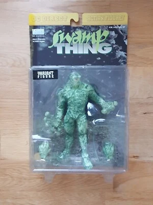 Figura de acción DC Direct Swamp Thing variante Brilla en la oscuridad Foto 1 de 2